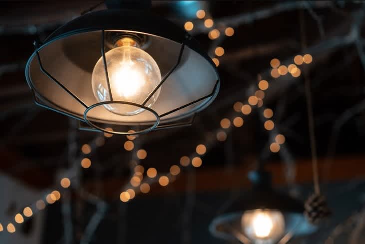 Makin Hemat! Nikmati Token Listrik Diskon 50% PLN di Bukakios